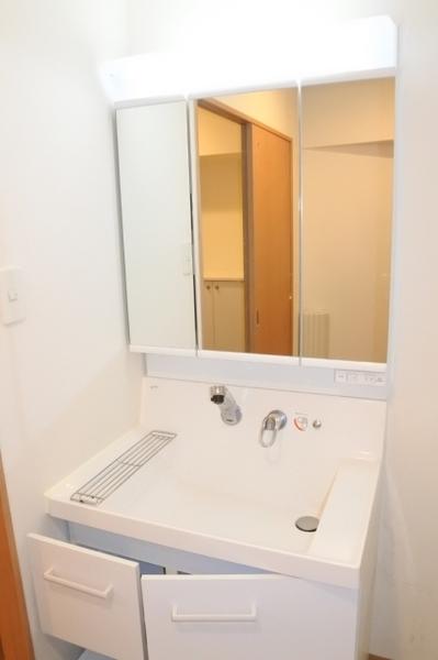 大阪市鶴見区放出東３丁目のマンション