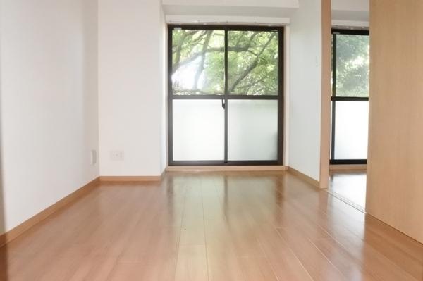 大阪市鶴見区放出東３丁目のマンション
