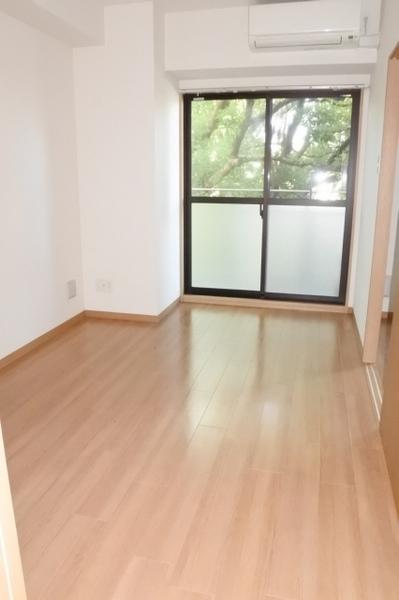 大阪市鶴見区放出東３丁目のマンション