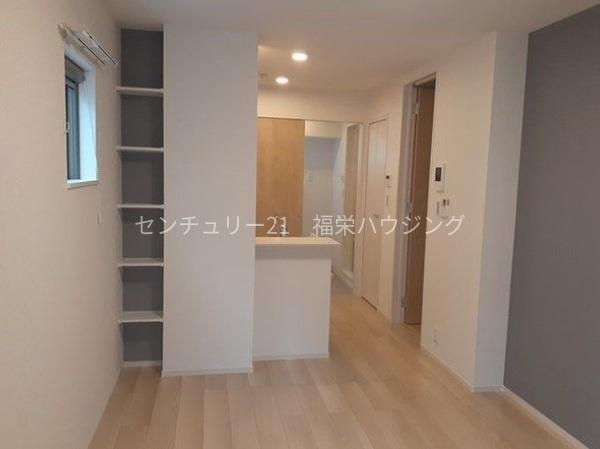 駅近・築浅・角部屋・オシャレです【メゾン　ラシュレ】
