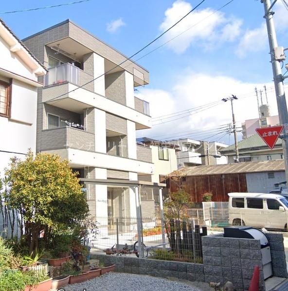 駅近・築浅・角部屋・オシャレです【メゾン　ラシュレ】