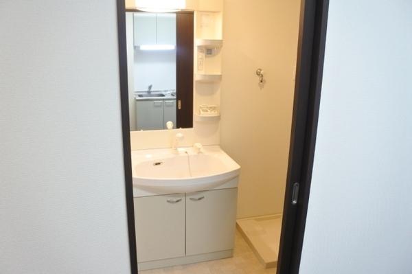 大阪市鶴見区放出東１丁目のマンション