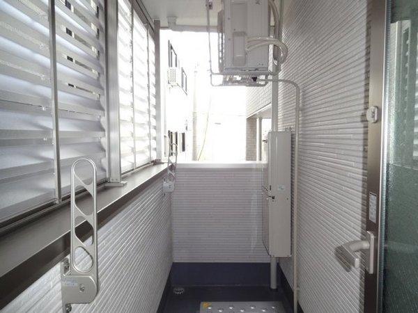 広々１Ｋ角部屋空きました♪