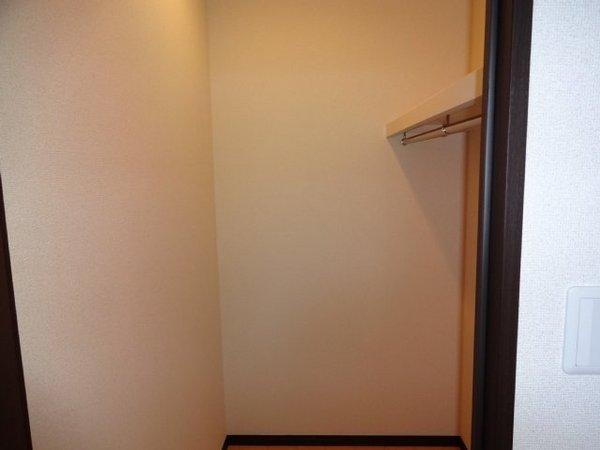 広々１Ｋ角部屋空きました♪