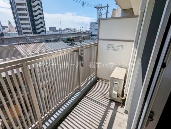 大阪市鶴見区放出東３丁目のマンション