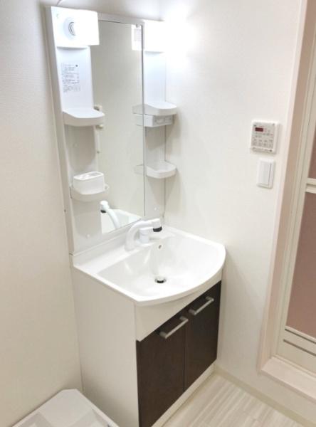 大阪市鶴見区緑１丁目のアパート