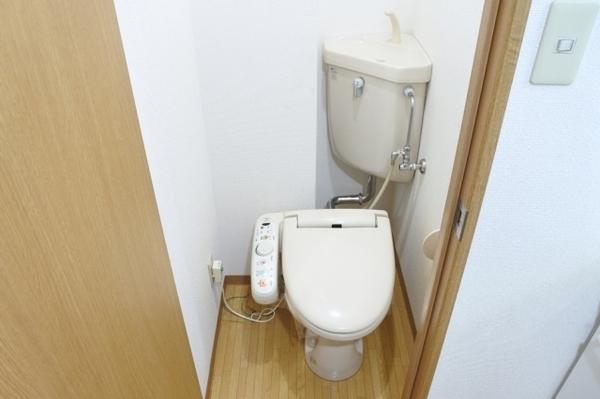 収納たくさんロフトあります【オズレジデンス鶴見】