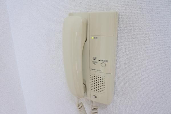 収納たくさんロフトあります【オズレジデンス鶴見】