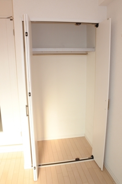 大阪市鶴見区横堤5丁目のマンション(収納)