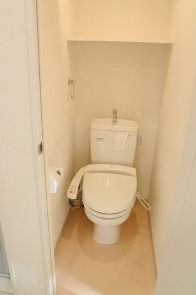 大阪市鶴見区横堤5丁目のマンション(トイレ)