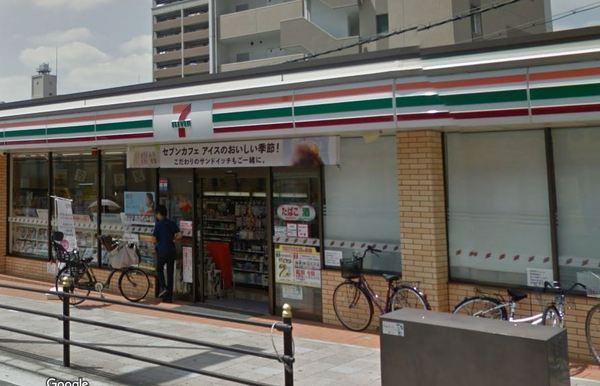 大阪市鶴見区放出東２丁目のアパート(セブンイレブンJR放出駅西店)