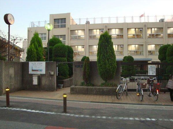 大阪市城東区今福東3丁目のマンション(大阪市立鯰江中学校)