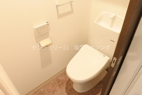 大阪市鶴見区放出東1丁目のアパート(トイレ)