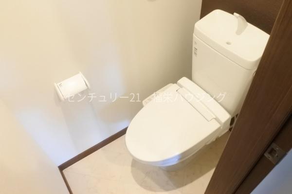 大阪市鶴見区鶴見３丁目のハイツ