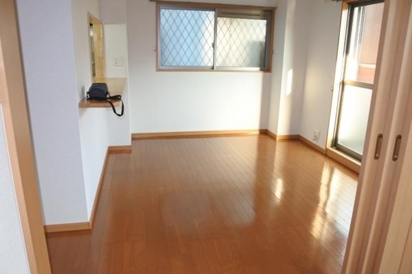 グランソレイユ（茨田大宮2）