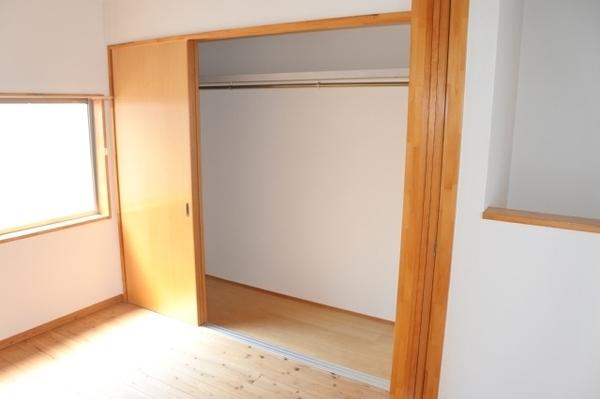 大阪市鶴見区今津北4丁目のタウンハウス(収納)