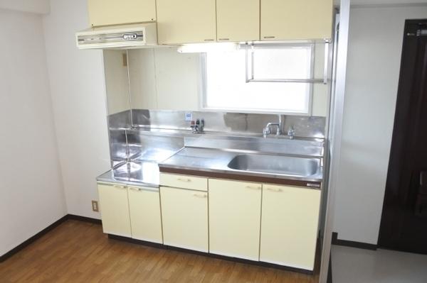 大阪市鶴見区放出東３丁目のマンション