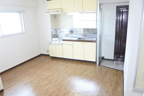 大阪市鶴見区放出東３丁目のマンション