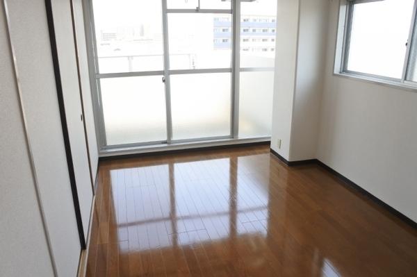 大阪市鶴見区放出東３丁目のマンション