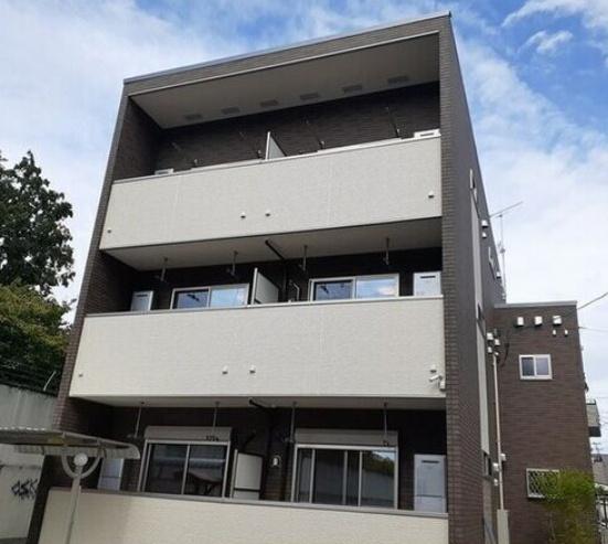大阪市鶴見区緑３丁目のアパート