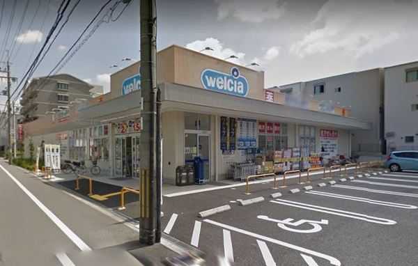 大阪市鶴見区諸口6丁目のマンション(ウエルシア鶴見浜店)