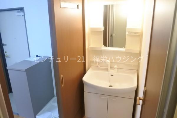 大阪市鶴見区放出東３丁目のマンション