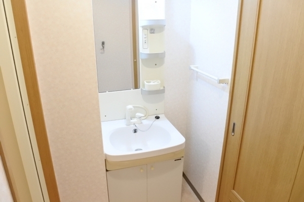 大阪市鶴見区鶴見３丁目のマンション