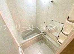 ガレージ付・ペット可の戸建て貸家です♪