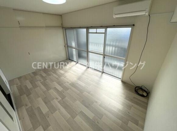 大阪市鶴見区放出東2丁目のマンション(バルコニー)