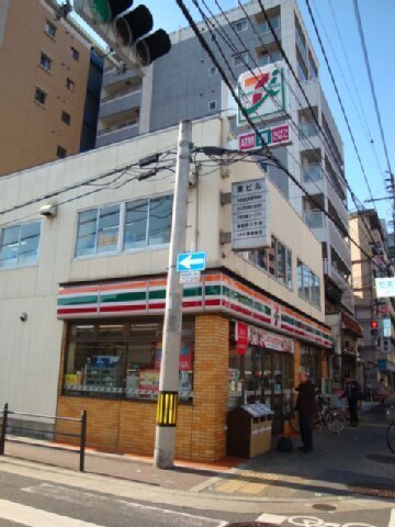 大阪市城東区中央２丁目のマンション(セブンイレブン大阪蒲生3丁目店)