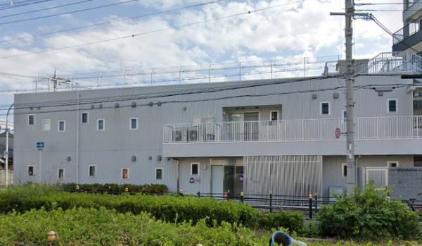 大阪市鶴見区横堤２丁目のアパート(ポピンズナーサリースクール鶴見緑地)