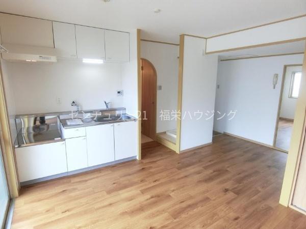 区役所やスーパー徒歩すぐです【シャンボール鶴見】
