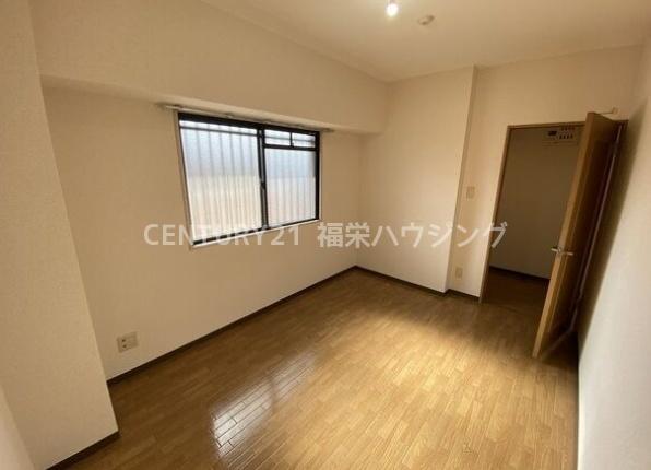 門真市三ツ島２丁目のマンション