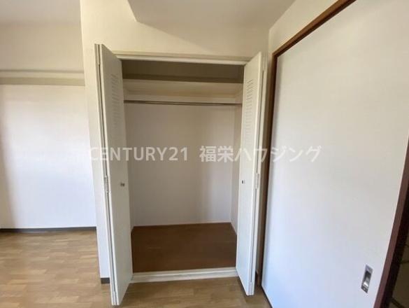 門真市三ツ島２丁目のマンション