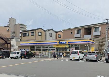 大阪市鶴見区浜３丁目のアパート(ミニストップ大阪浜2丁目店)