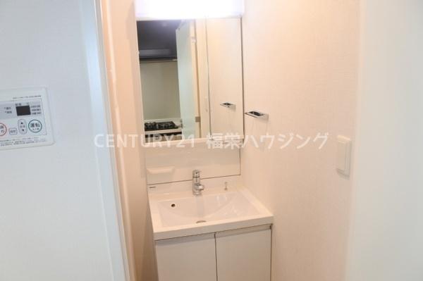 大阪市鶴見区放出東３丁目のマンション