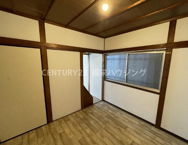 大東市新田西町のテラスハウス