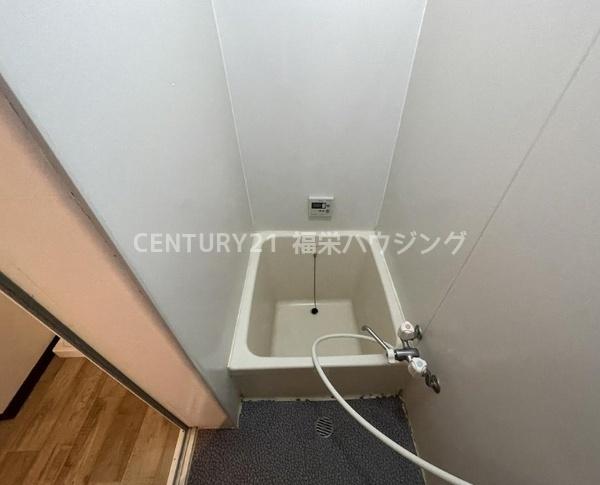 大東市新田西町のテラスハウス