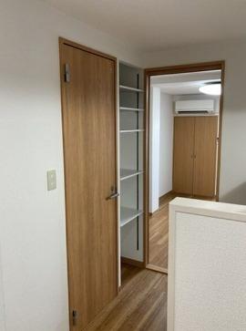 通勤や買い物に便利な立地のリノベ１Ｋです♪