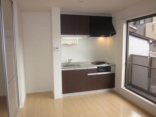 大阪市鶴見区緑３丁目のマンション
