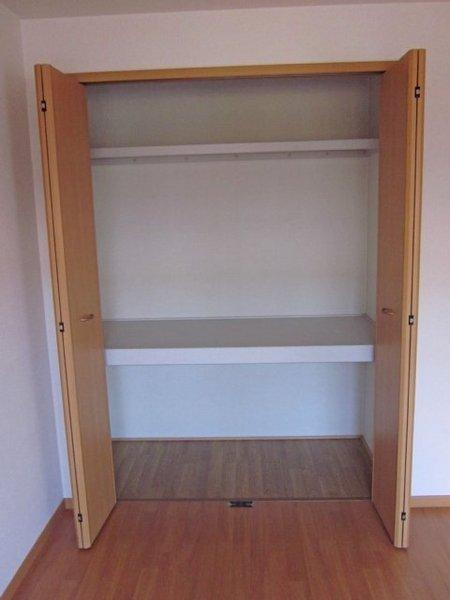 設備充実２ＤＫのお部屋です【ヴィオレ山水】