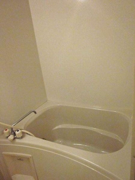 設備充実２ＤＫのお部屋です【ヴィオレ山水】