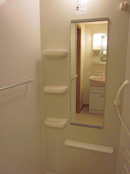 設備充実２ＤＫのお部屋です【ヴィオレ山水】