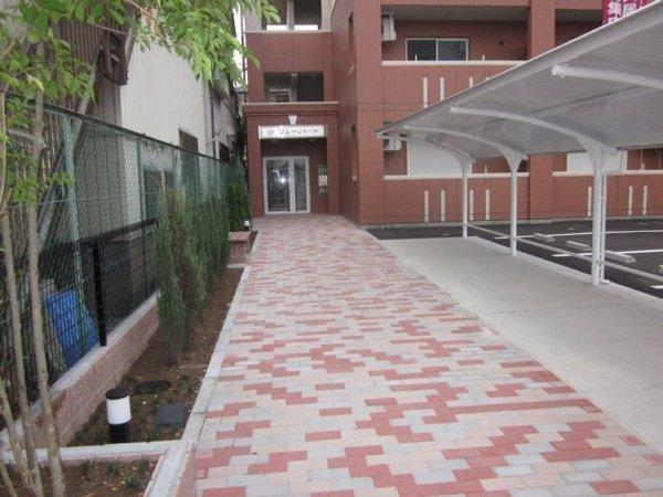 門真市三ツ島５丁目のマンション
