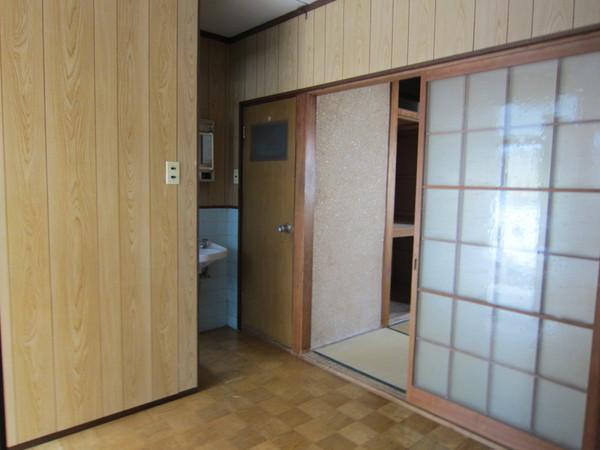魚住住宅