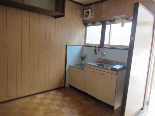 魚住住宅