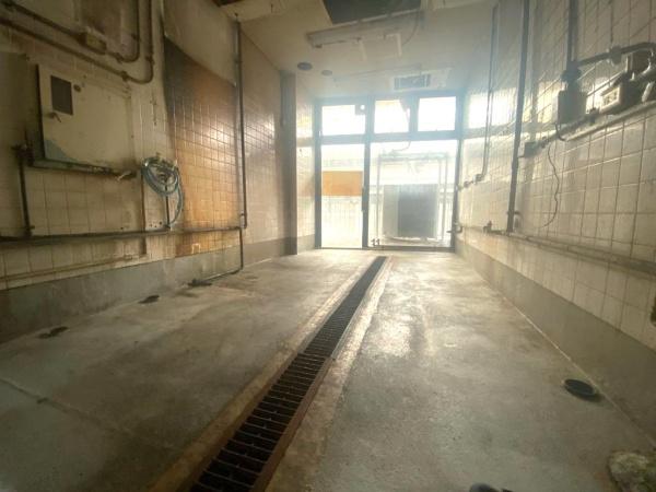 神戸市兵庫区荒田町１丁目の店舗（建物一部）