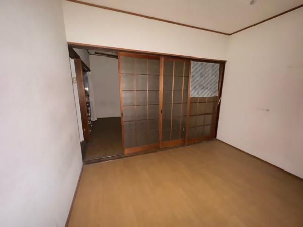 東山町3丁目貸店舗