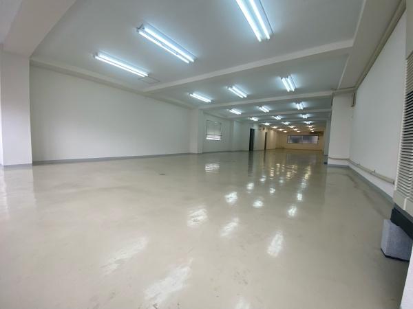 神戸市兵庫区大開通２丁目の店舗・事務所