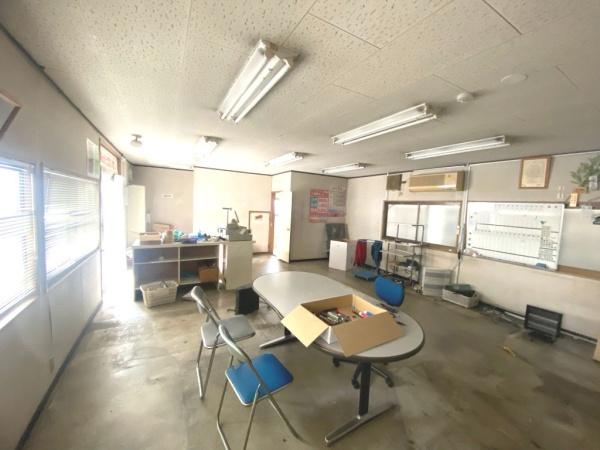 味泥町貸工場